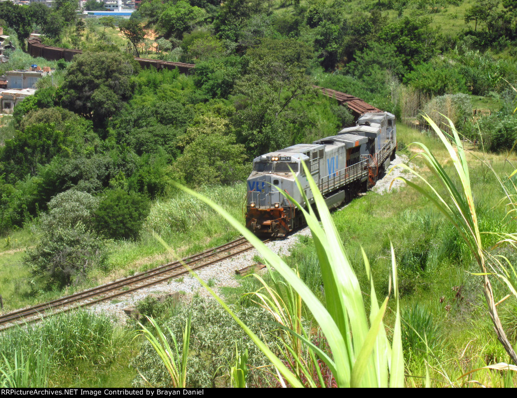 VLI 8674
